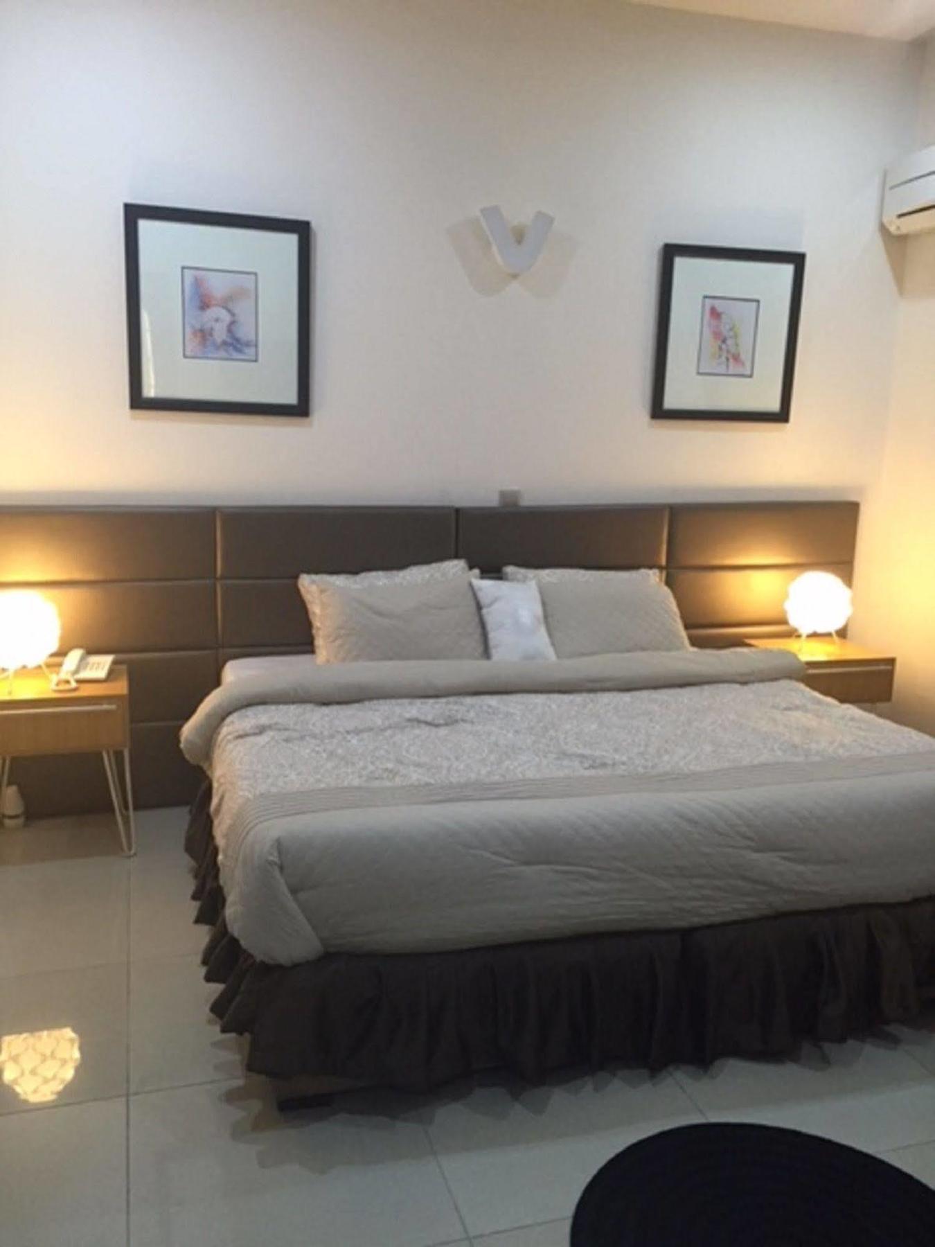 Guest house Greens Manor 3*